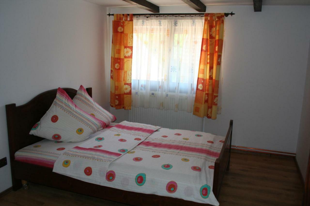 Dobarlica Guest House Dobirlau Luaran gambar